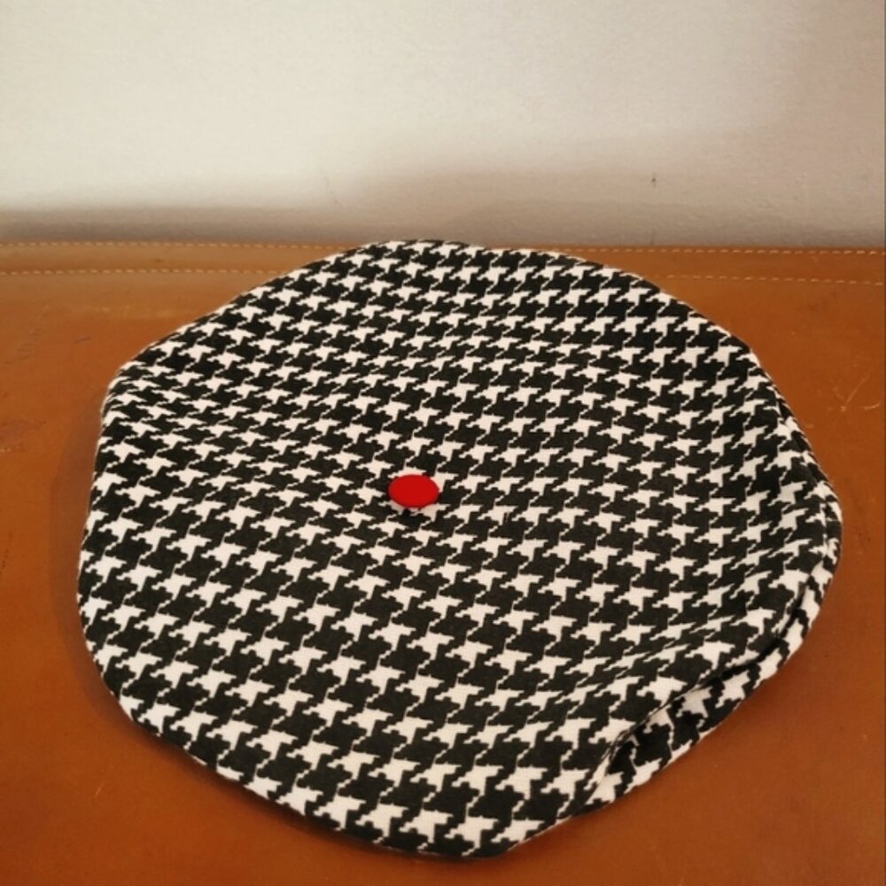 Houndstooth Beret | Size Small